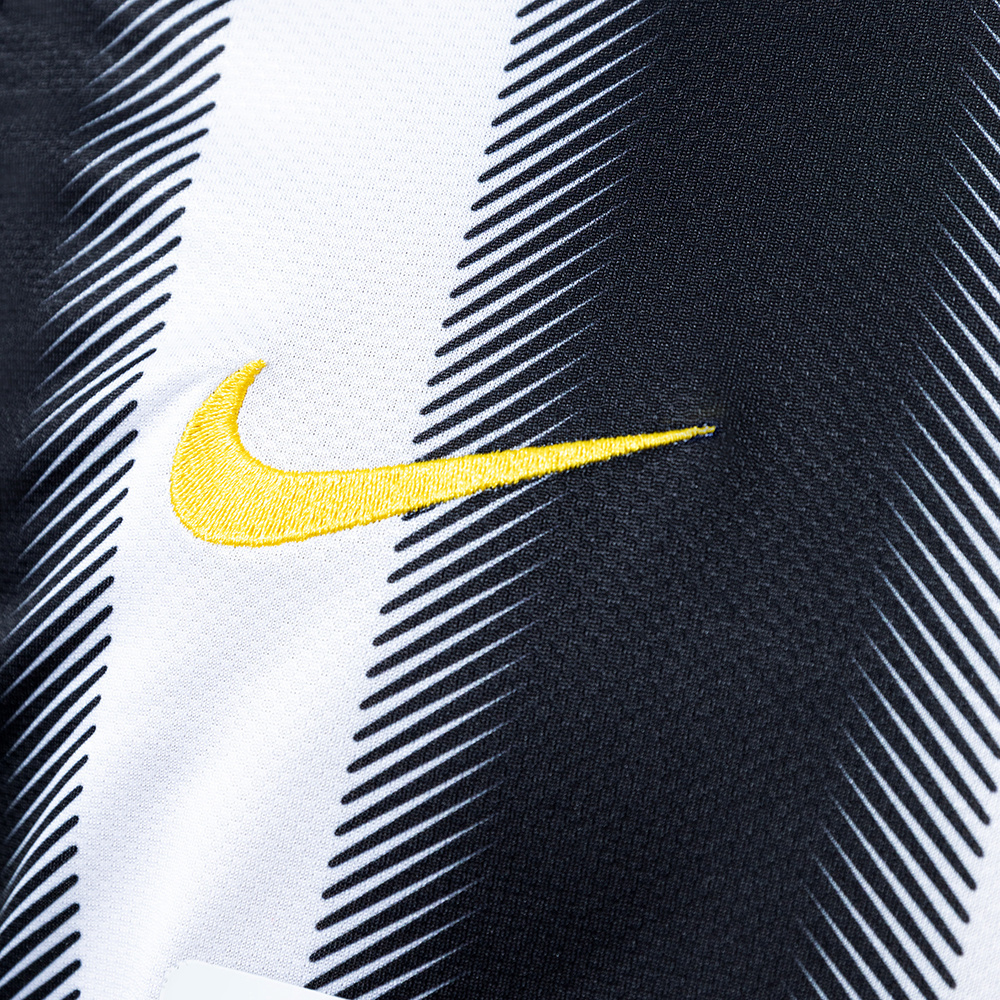 Juventus 2011/12 Home Retro Jersey – Vintage Replica Football Soccer Shirt – S–XXL