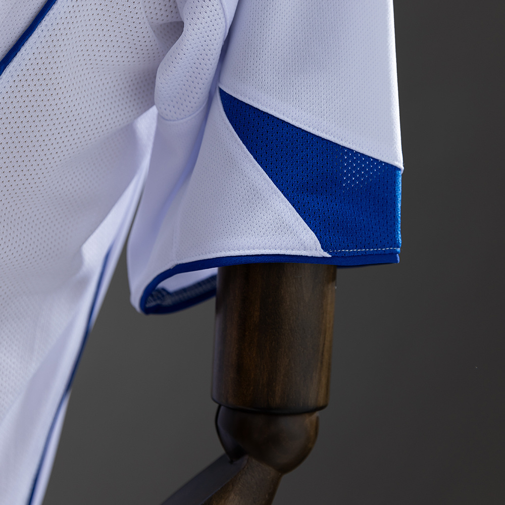 Inter Milan 2004/05 Away Retro Jersey – Vintage Replica Football Soccer Shirt – S–XXL