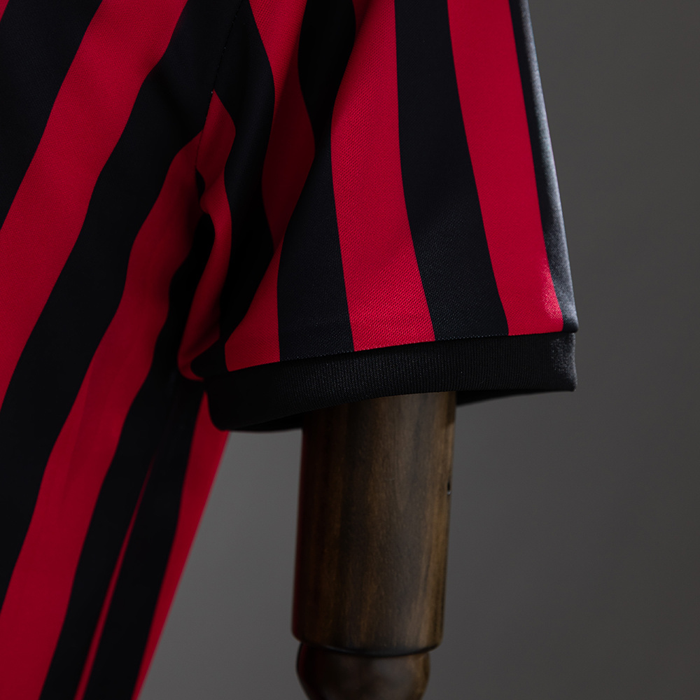 AC Milan 1999/00 Home Retro Jersey – Vintage Replica Football Soccer Shirt – S–XXL