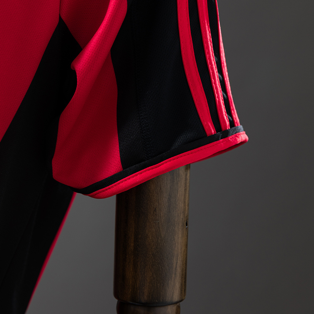 AC Milan 2003/04 Home Retro Jersey – Vintage Replica Football Soccer Shirt – S–XXL