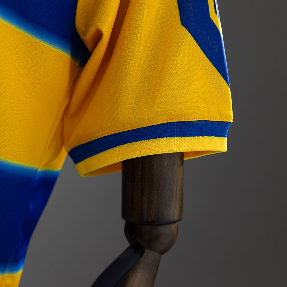 Parma Calcio 1999/00 Home Retro Jersey – Vintage Replica Football Soccer Shirt – S–XXL