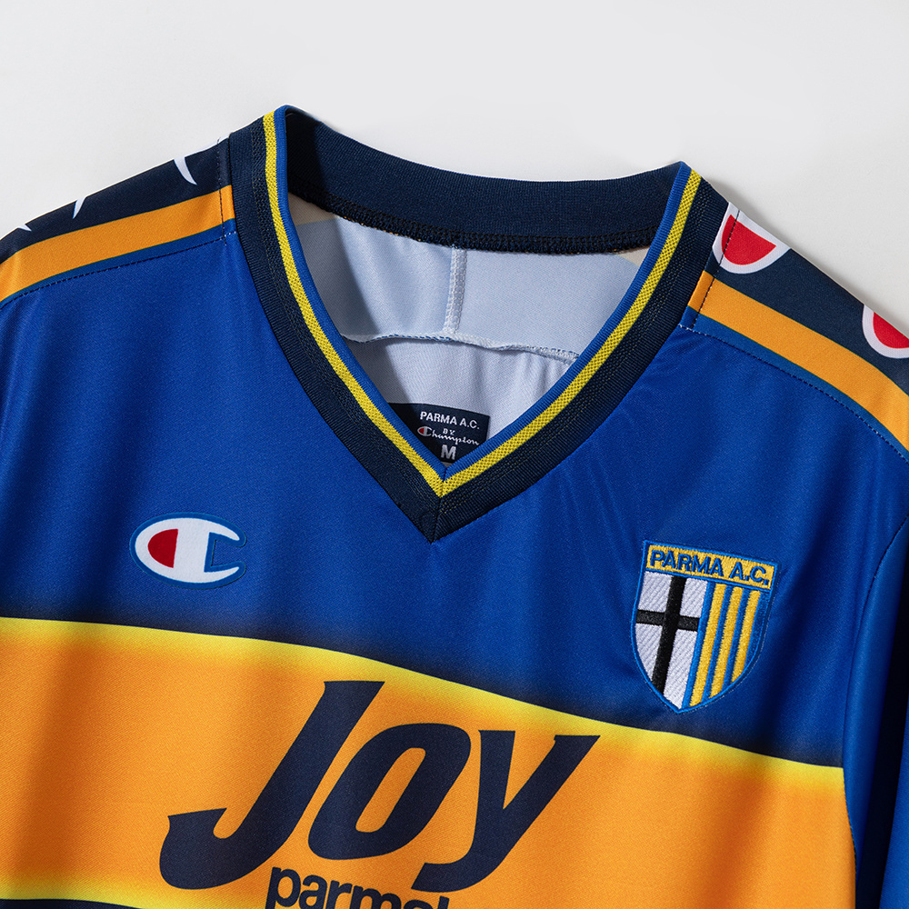 Parma Calcio 2001/02 Home Retro Jersey – Vintage Replica Football Soccer Shirt – S–2XL