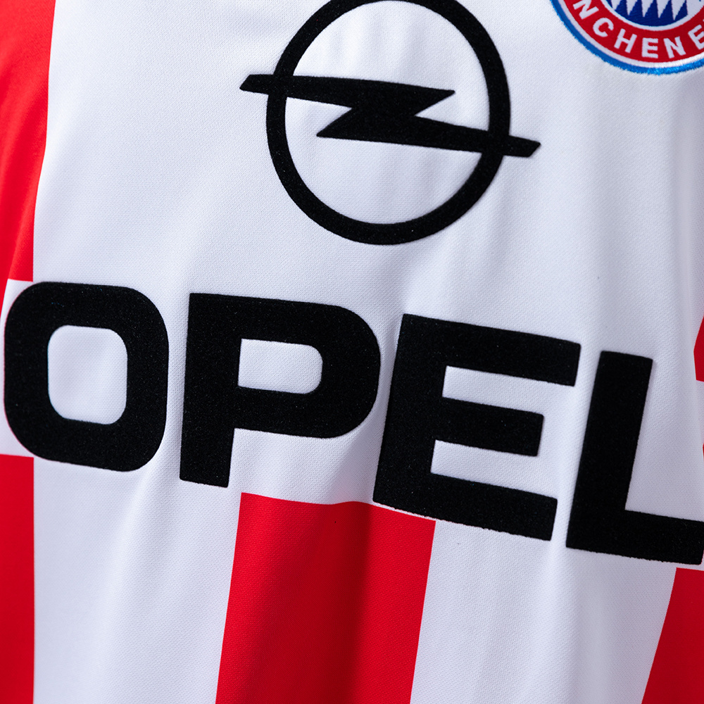 Bayern Munich 2000/02 Away Retro Jersey – Vintage Replica Football Soccer Shirt – Size S–XXL