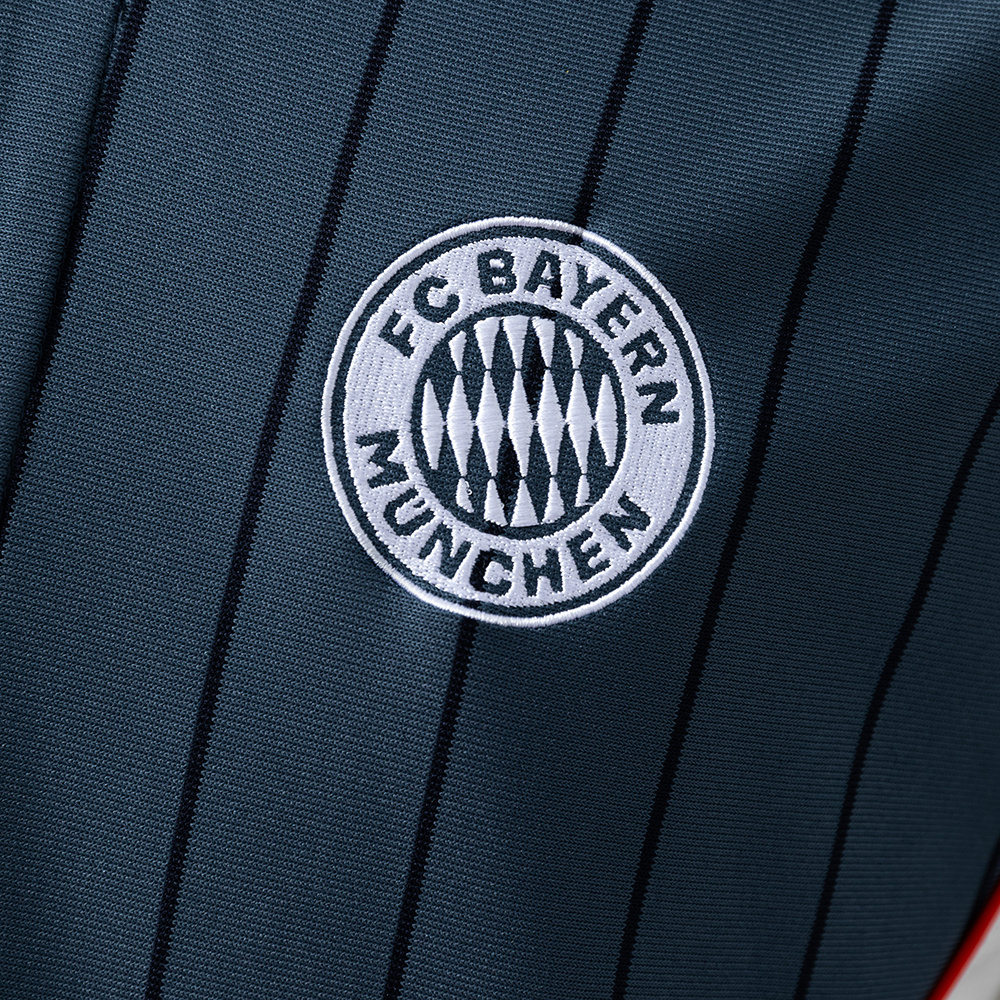 Bayern Munich 25/26 US Pack Full-Button Baseball Jersey Black – Replica Football Soccer Shirt – Size S–4XL