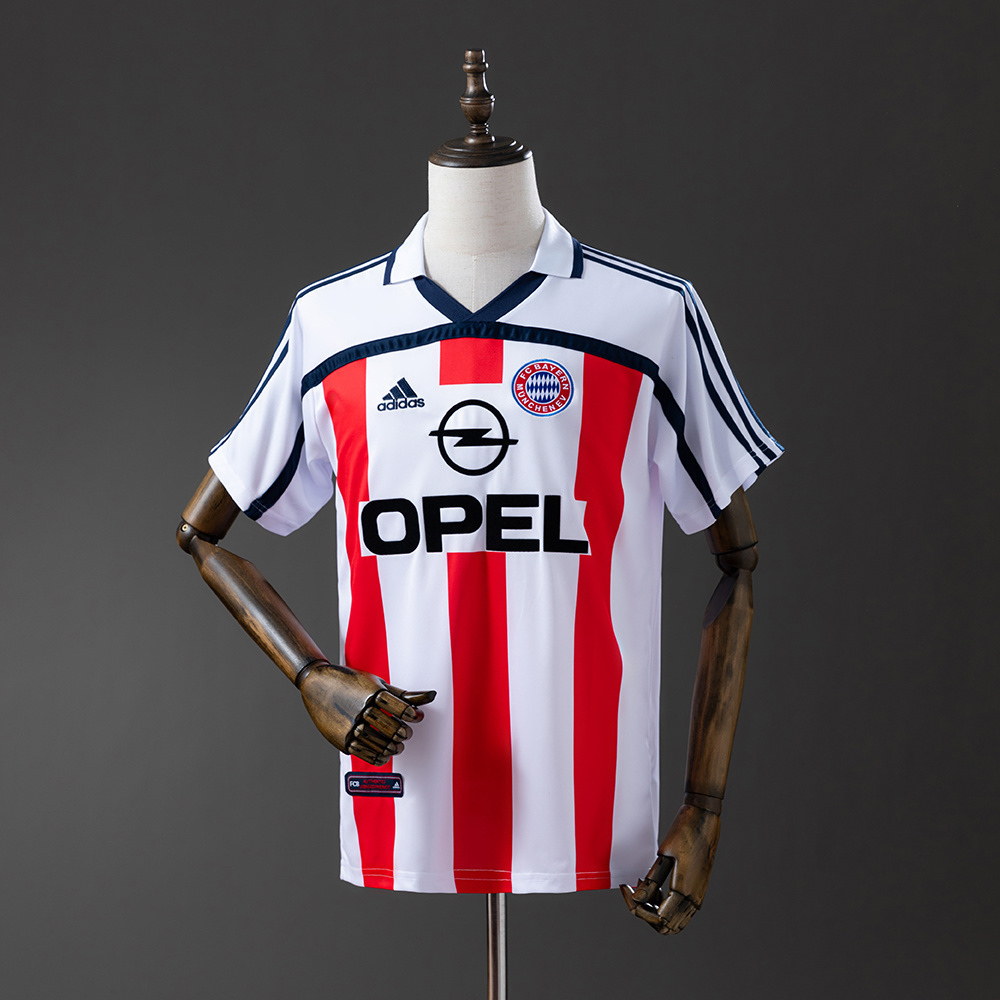 Bayern Munich 2000/02 Away Retro Jersey – Vintage Replica Football Soccer Shirt – Size S–XXL