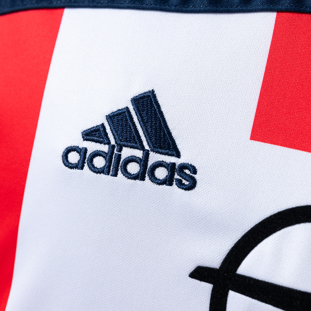 Bayern Munich 2000/02 Away Retro Jersey – Vintage Replica Football Soccer Shirt – Size S–XXL