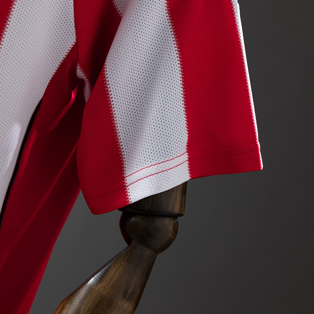 Bayern Munich 2010/11 Home Retro Jersey – Vintage Replica Football Soccer Shirt – Size S–XXL