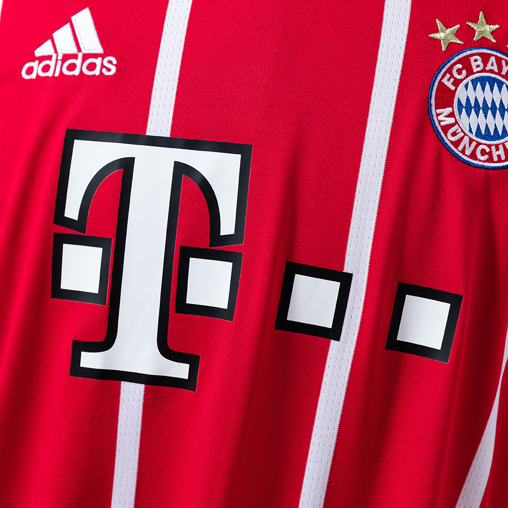 Bayern Munich 2017/18 Home Retro Jersey – Vintage Replica Football Soccer Shirt – Size S–XXL