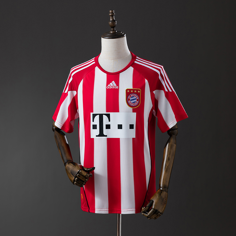 Bayern Munich 2010/11 Home Retro Jersey – Vintage Replica Football Soccer Shirt – Size S–XXL