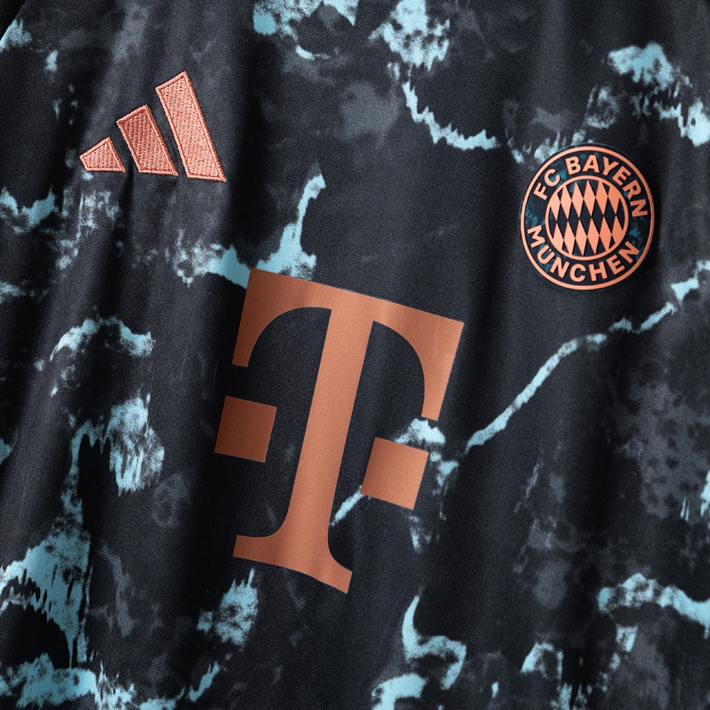 Bayern Munich 24/25 Away Jersey – Replica Football Soccer Shirt – Size S–4XL