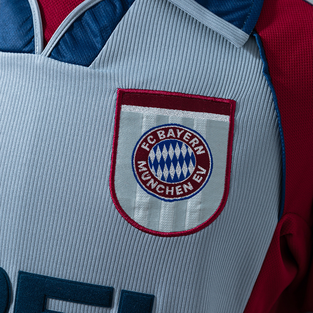 Bayern Munich 1998/99 Away Retro Jersey – Vintage Replica Football Soccer Shirt – Size S–XXL