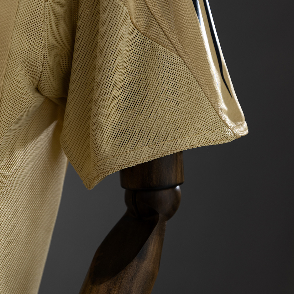 Bayern Munich 2004/05 Away Retro Jersey – Vintage Replica Football Soccer Shirt – Size S–XXL