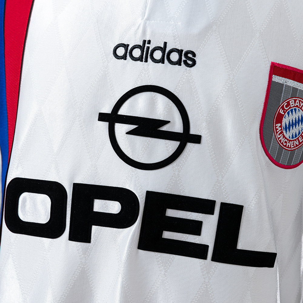 Bayern Munich 1996/98 Away Retro Jersey – Vintage Replica Football Soccer Shirt – Size S–XXL