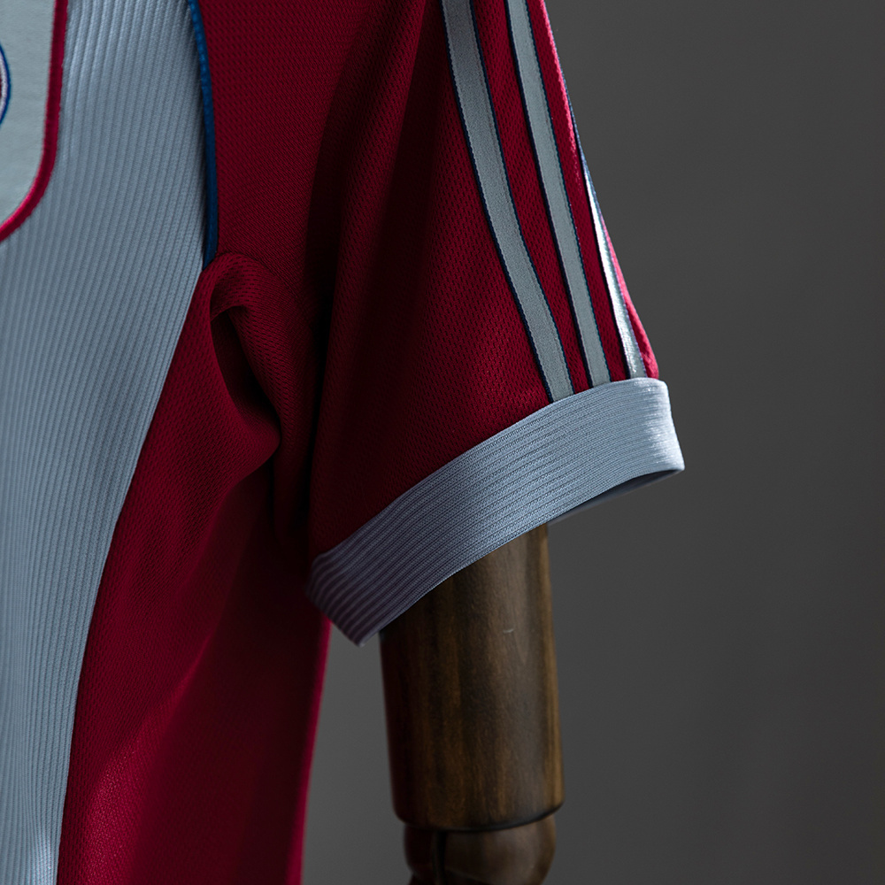 Bayern Munich 1998/99 Away Retro Jersey – Vintage Replica Football Soccer Shirt – Size S–XXL