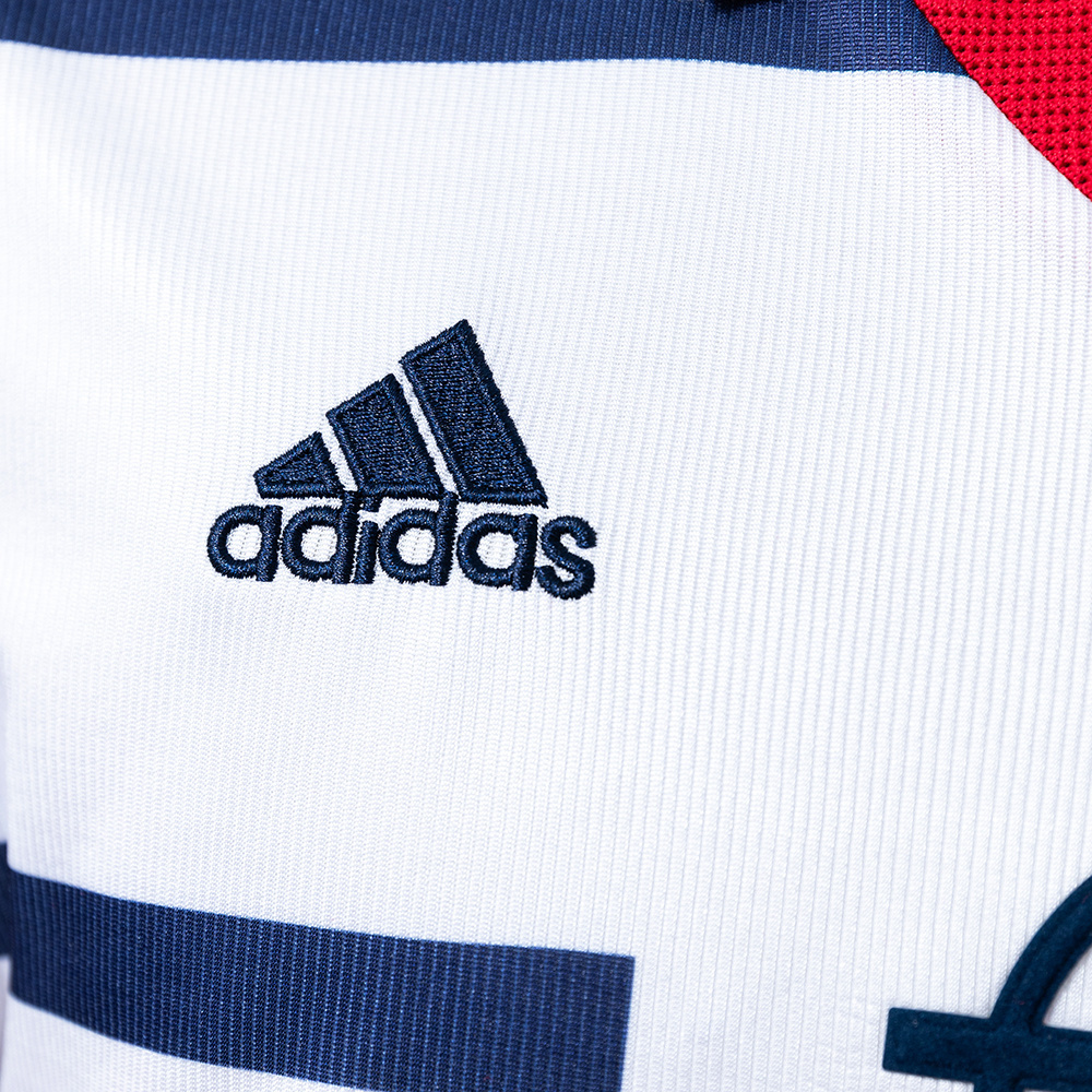 Bayern Munich 1998/00 Away Retro Jersey – Vintage Replica Football Soccer Shirt – Size S–XXL