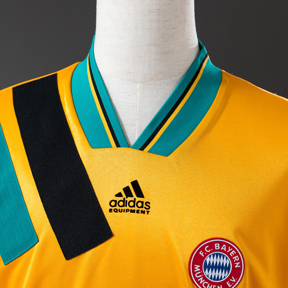 Bayern Munich 1993/95 Away Retro Jersey – Vintage Replica Football Soccer Shirt – Size S–XXL