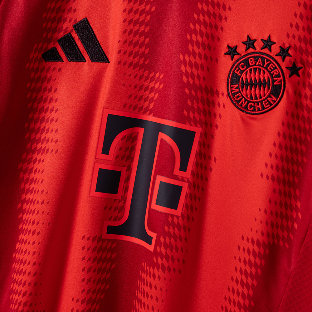 Bayern Munich 24/25 Home Jersey – Replica Football Soccer Shirt – Size S–4XL