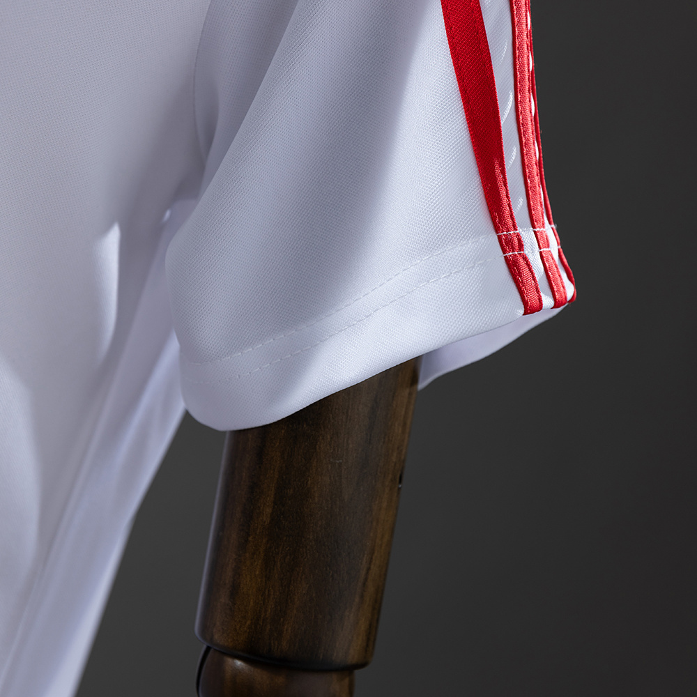 Hamburger SV 1980/81 Home Retro Jersey – Vintage Replica Football Soccer Shirt – Size S–XXL