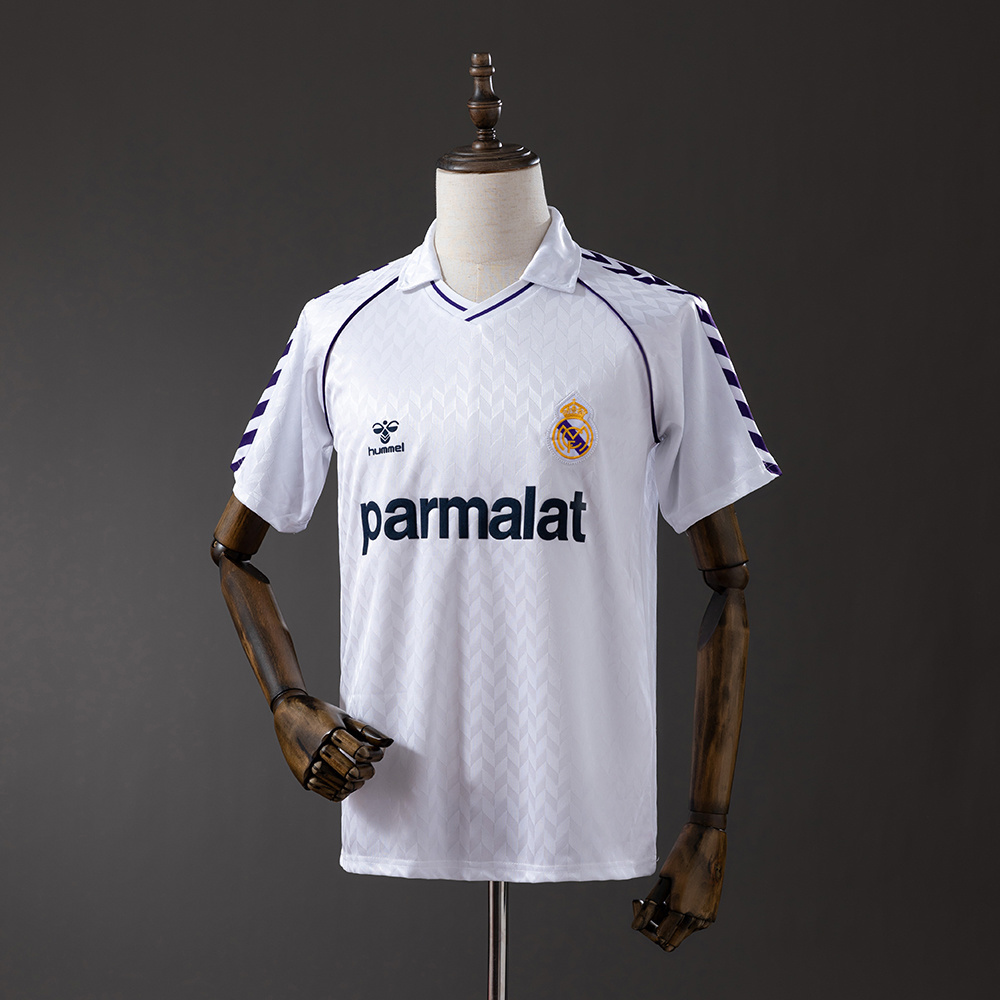 Real Madrid jersey, magliecalciorepliche, retro football shirt, 1986/87, La Liga, Adidas, Parmalat, Butragueño, Hugo Sánchez, Michel, 1980s classic
