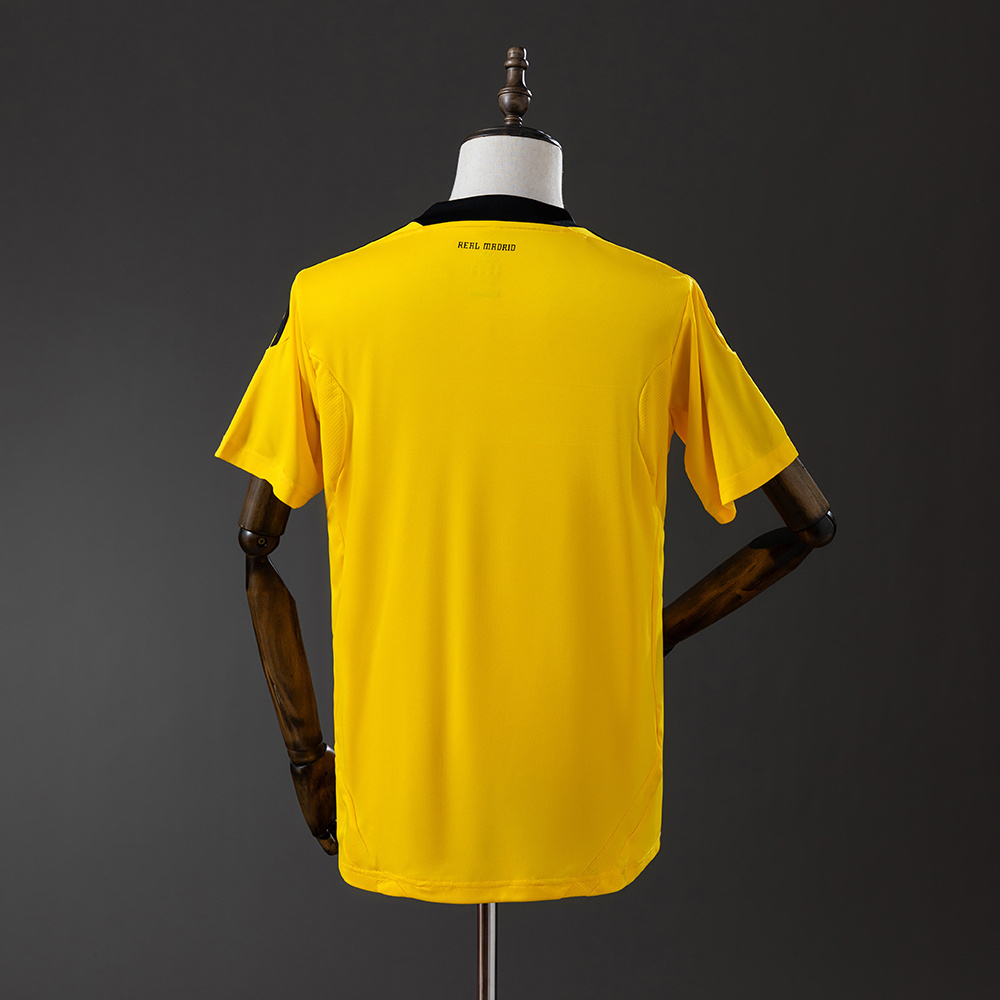 Real Madrid 2011/12 Yellow Goalkeeper Retro Jersey – Vintage Replica Football Soccer Shirt – S–XXL