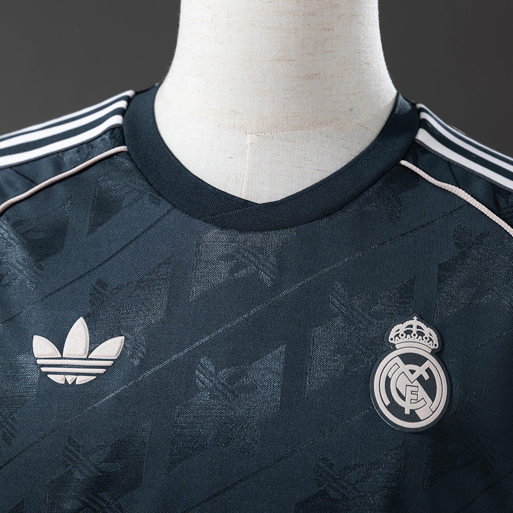 Real Madrid Adidas LFSTLR Grey Football Shirt – Replica Lifestyle Edition – S–3XL