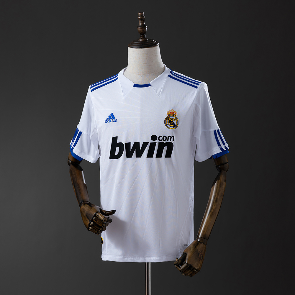 Real Madrid 2009/10 Home Retro Jersey – Vintage Replica Football Soccer Shirt – S–XXL