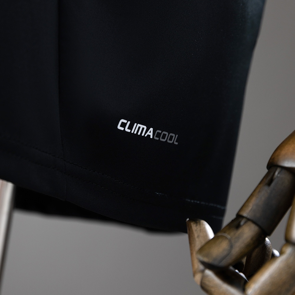 Real Madrid 2011/12 Goalkeeper Black Retro Jersey – Vintage Replica Football Soccer Shirt – S–XXL