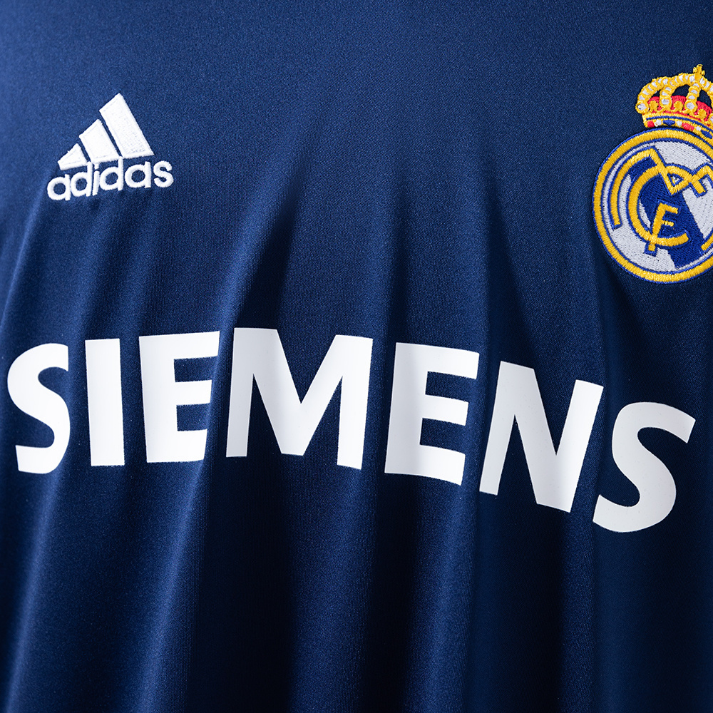 Real Madrid 2005/06 Away Retro Jersey – Vintage Replica Football Soccer Shirt – S–XXL