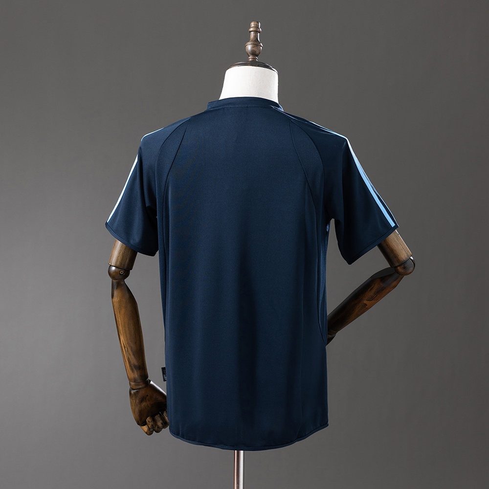 Real Madrid 2004/05 Away Retro Jersey – Vintage Replica Football Soccer Shirt – S–XXL