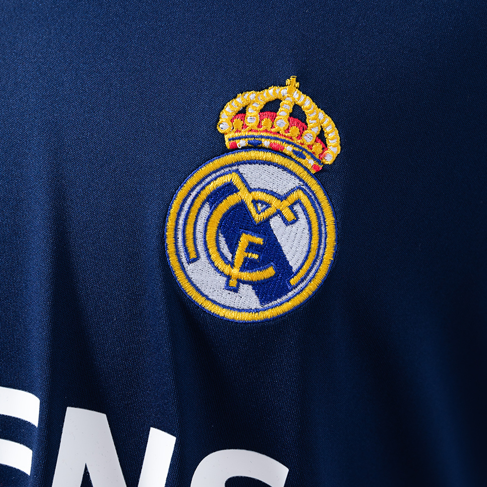 Real Madrid 2005/06 Away Retro Jersey – Vintage Replica Football Soccer Shirt – S–XXL