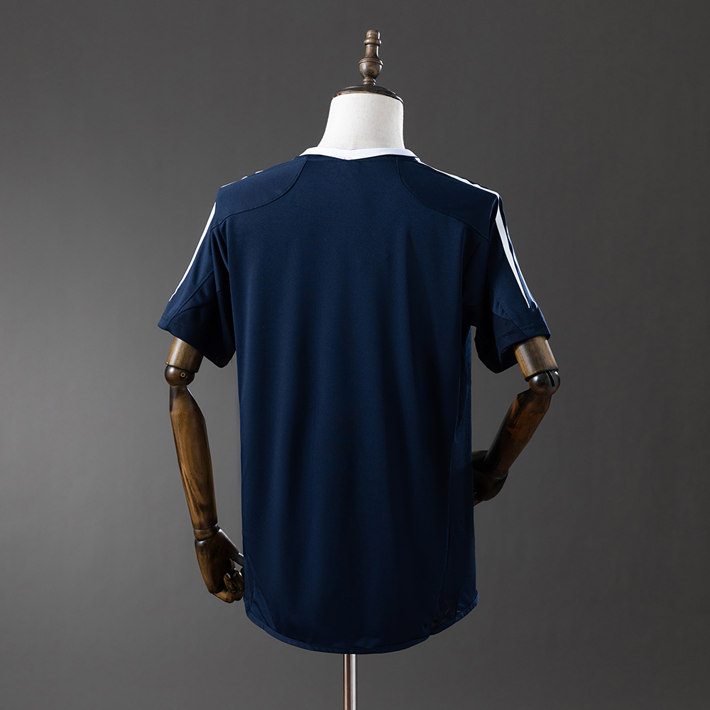 Real Madrid 2004/05 Away Retro Jersey – Vintage Replica Football Soccer Shirt – S–XXL