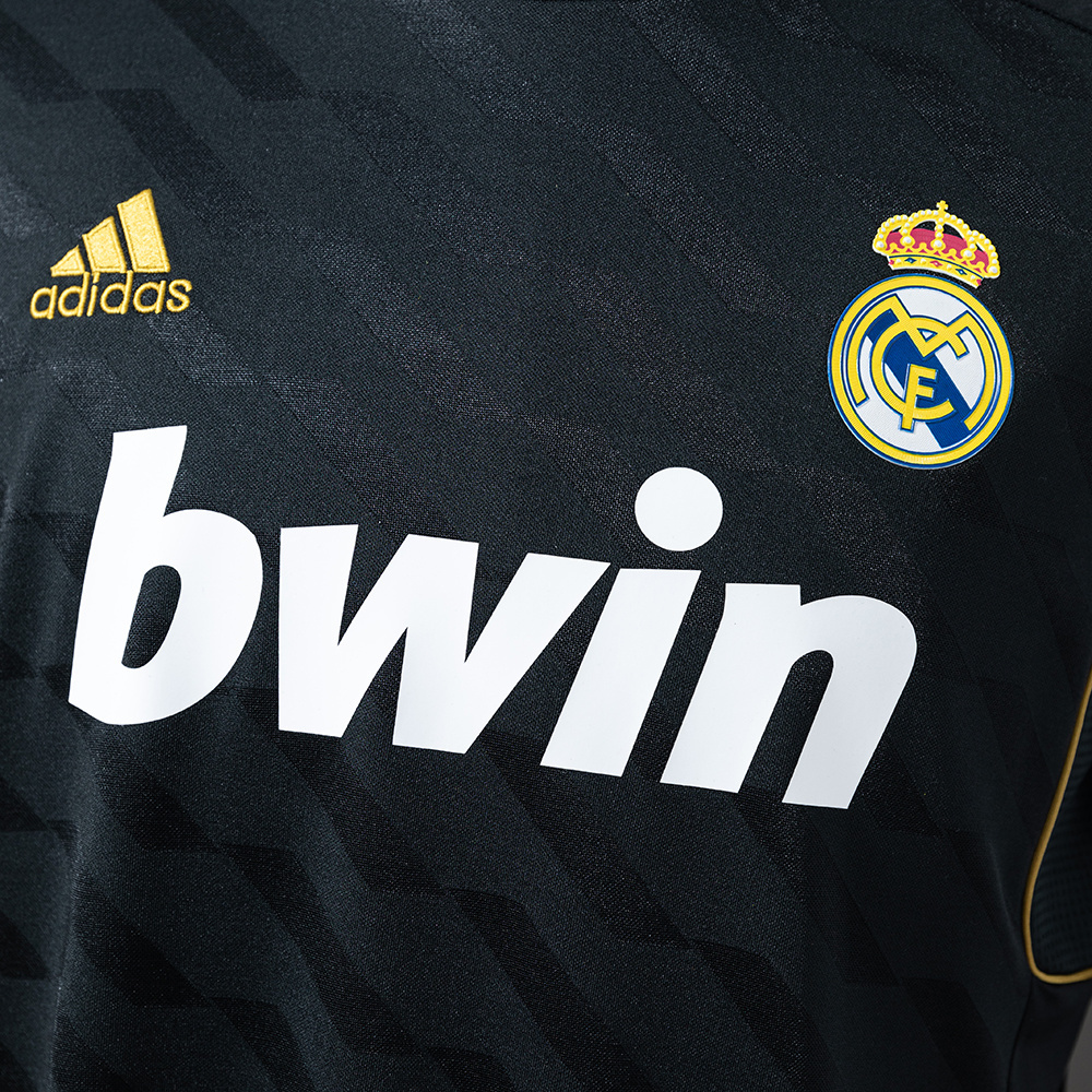 Real Madrid 2011/12 Away Retro Long Sleeve Jersey – Vintage Replica Football Soccer Shirt – S–XXL