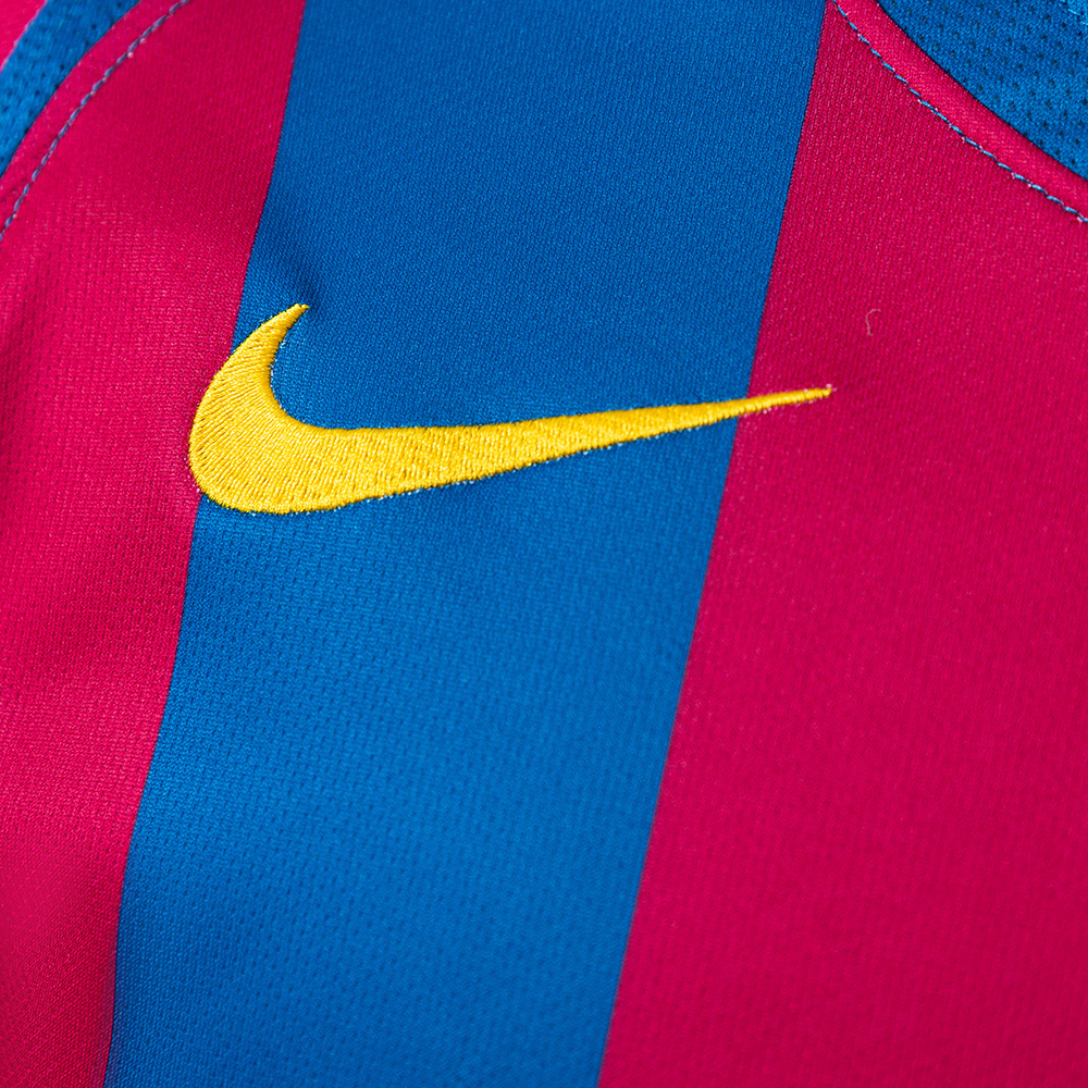 Barcelona 2005/06 Home (UEFA Champions League Edition) Retro Jersey – Vintage Replica Football Soccer Shirt – Size S–XXL