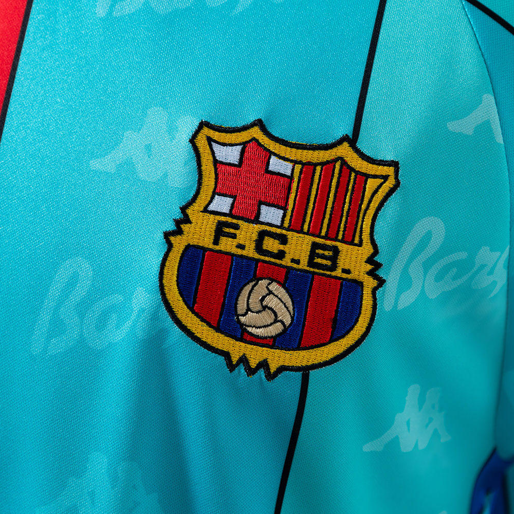 Barcelona 1996/97 Away Long Sleeve Retro Jersey – Vintage Replica Football Soccer Shirt – Size S–XXL