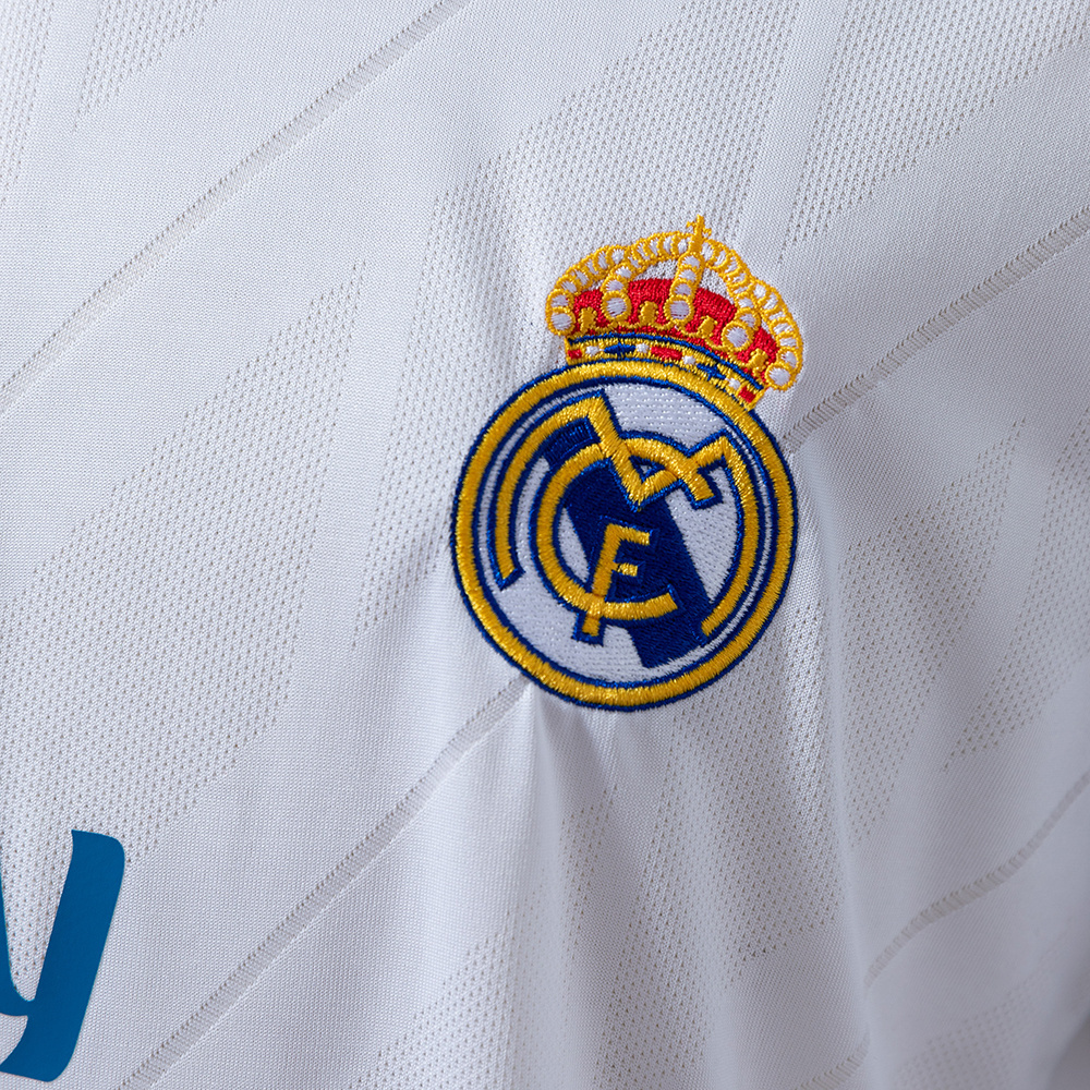 Real Madrid 2017/18 Home Retro Jersey – Vintage Replica Football Soccer Shirt – S–XXL