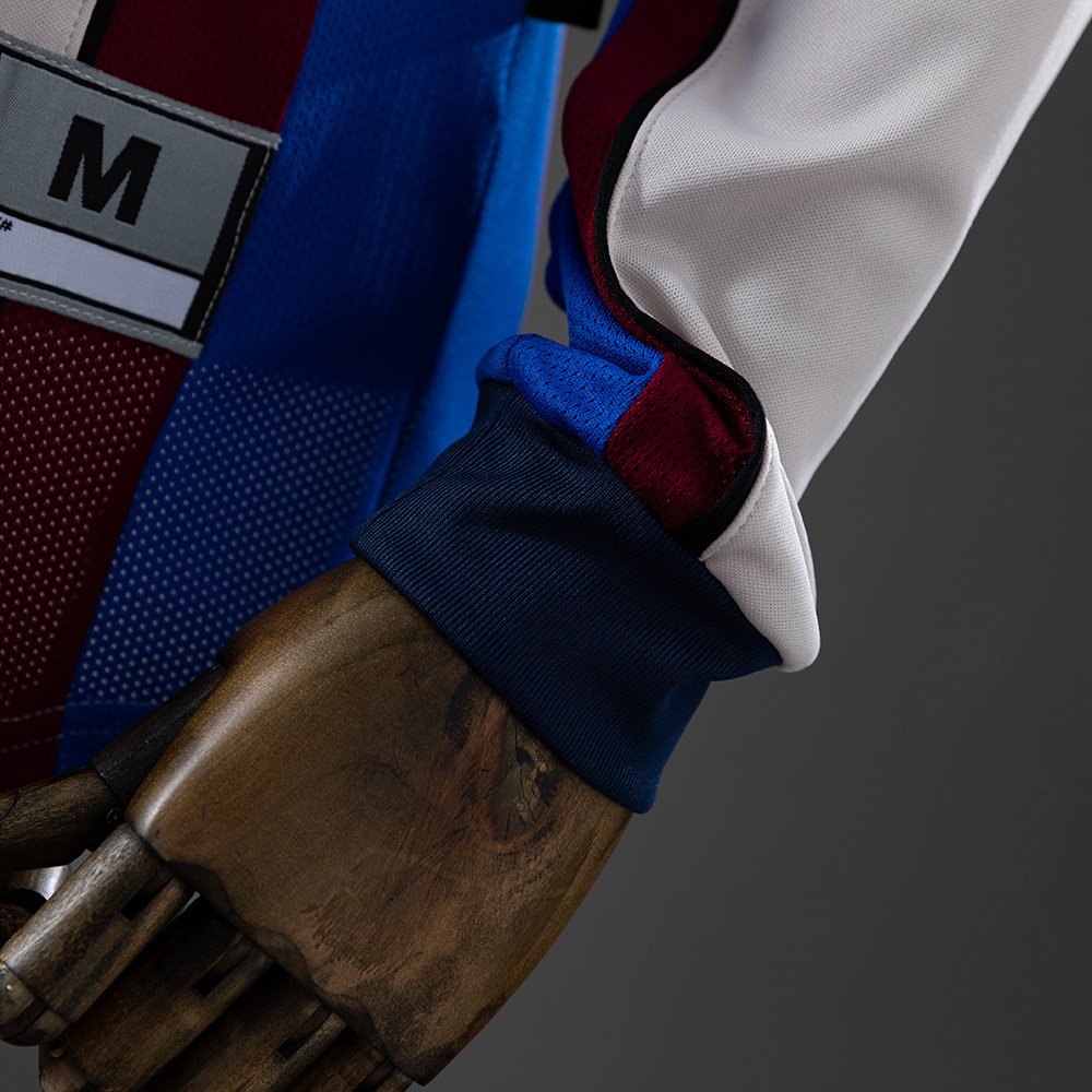 Barcelona 1998/99 Away Long Sleeve Retro Jersey – Vintage Replica Football Soccer Shirt – Size S–XXL