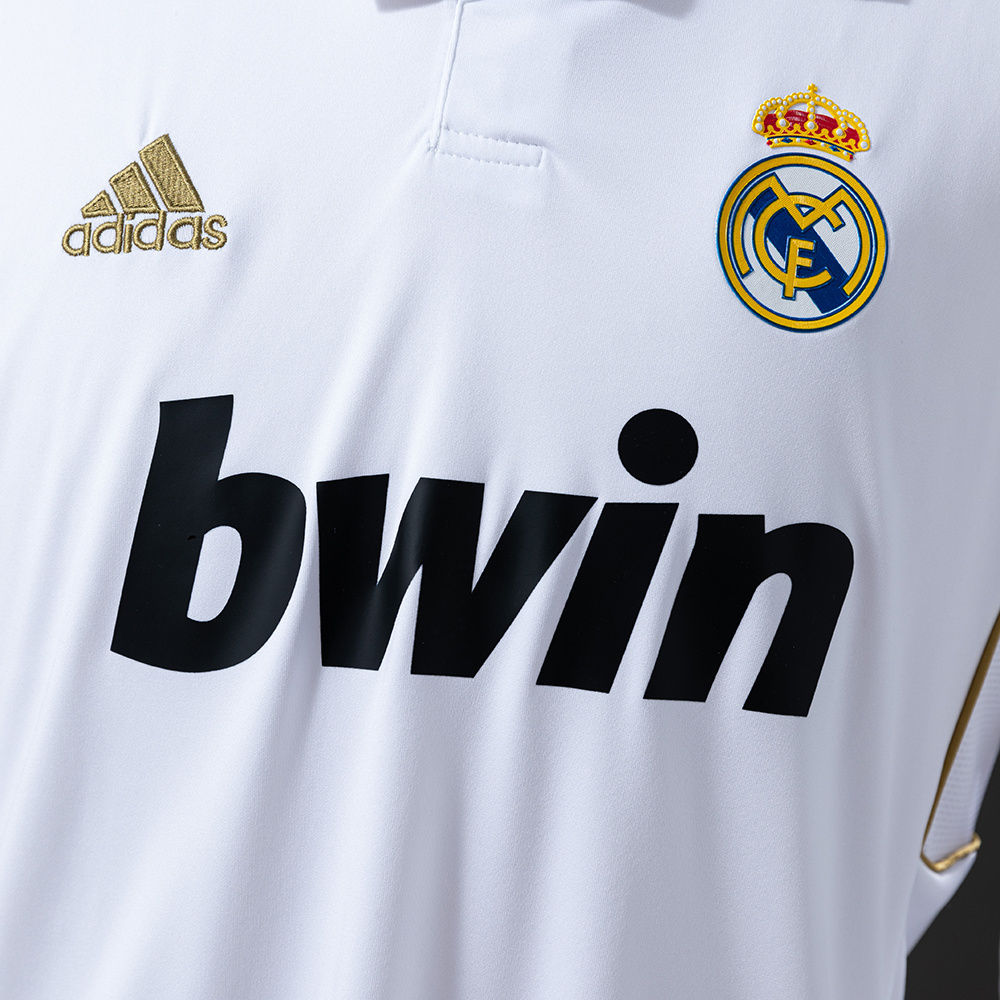 Real Madrid 2011/12 Home Long Sleeve Retro Jersey – Vintage Replica Football Soccer Shirt – S–XXL