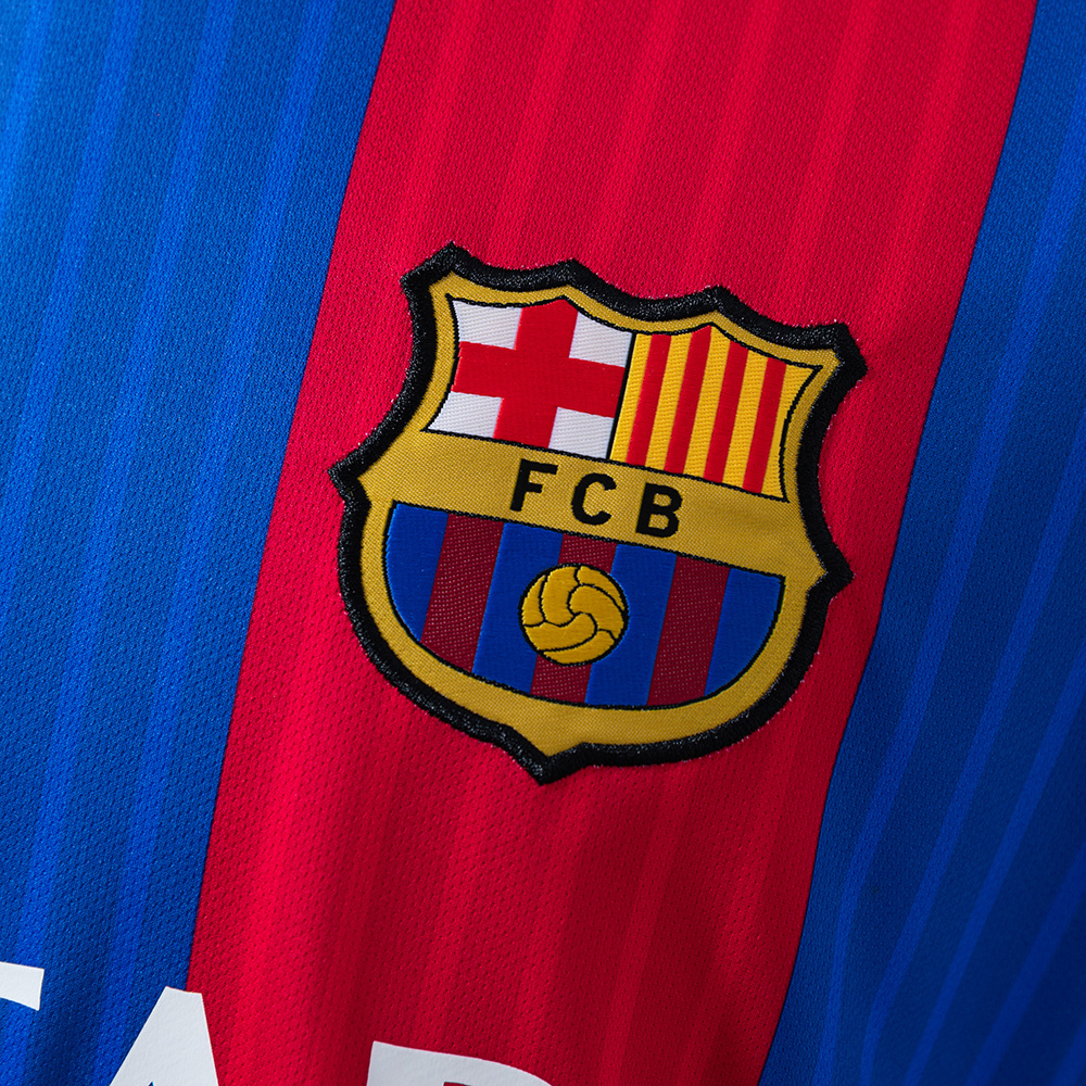 Vintage magliecalciorepliche • Barcelona 2016/17 home long-sleeve retro edition for collectors