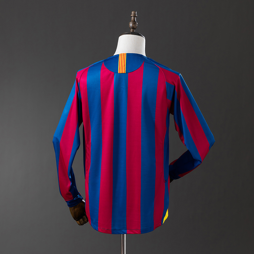 Barcelona 2005/06 Home Long Sleeve Retro Jersey – Vintage Replica Football Soccer Shirt – S–XXL