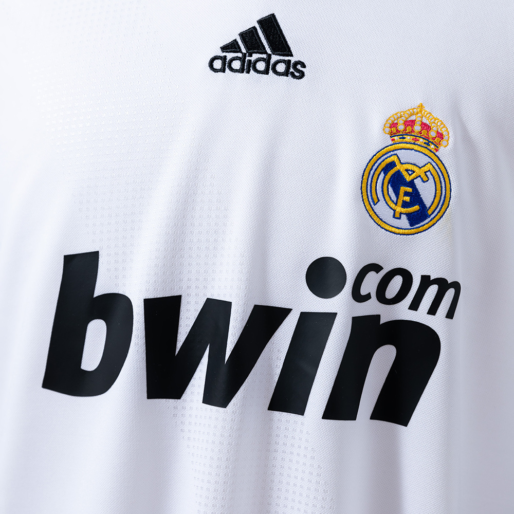 Real Madrid 2008/09 Home Retro Jersey – Vintage Replica Football Soccer Shirt – S–XXL