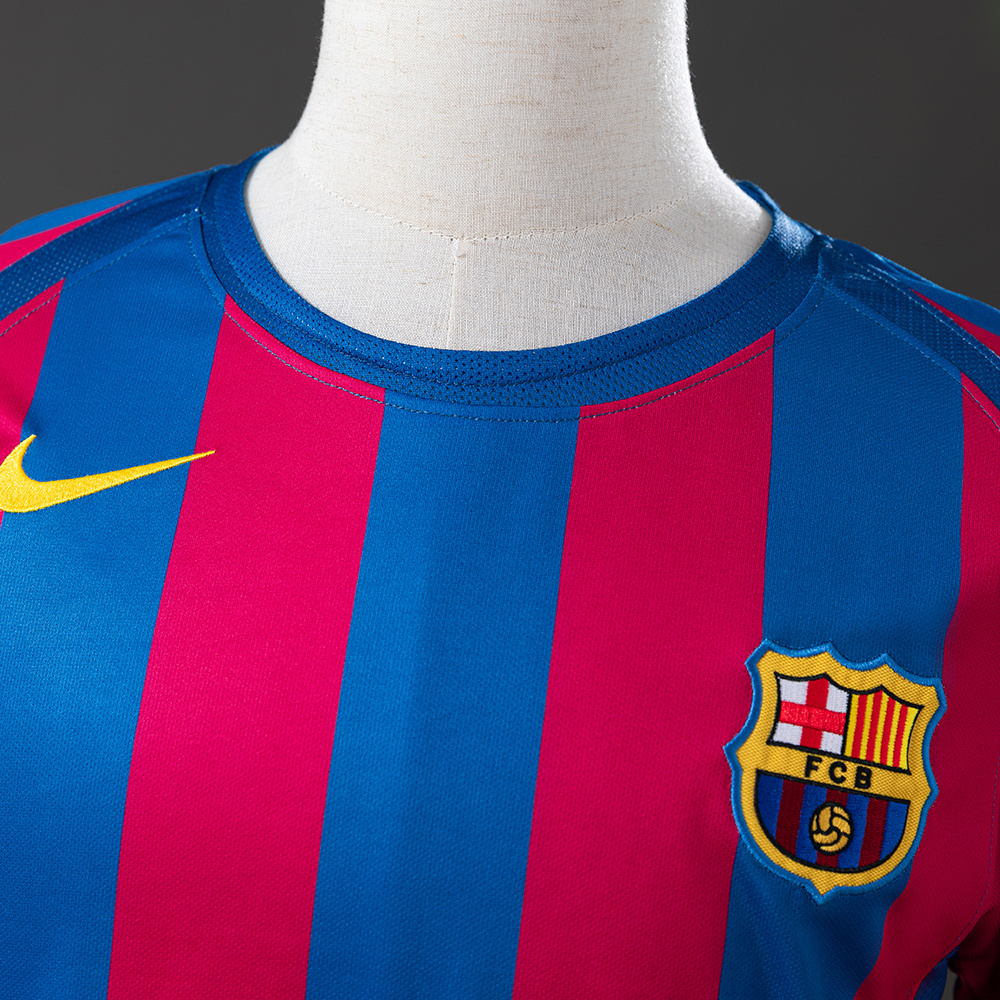 Barcelona 2005/06 UEFA Champions League Home Long Sleeve Retro Jersey – Vintage Replica Football Soccer Shirt – S–XXL