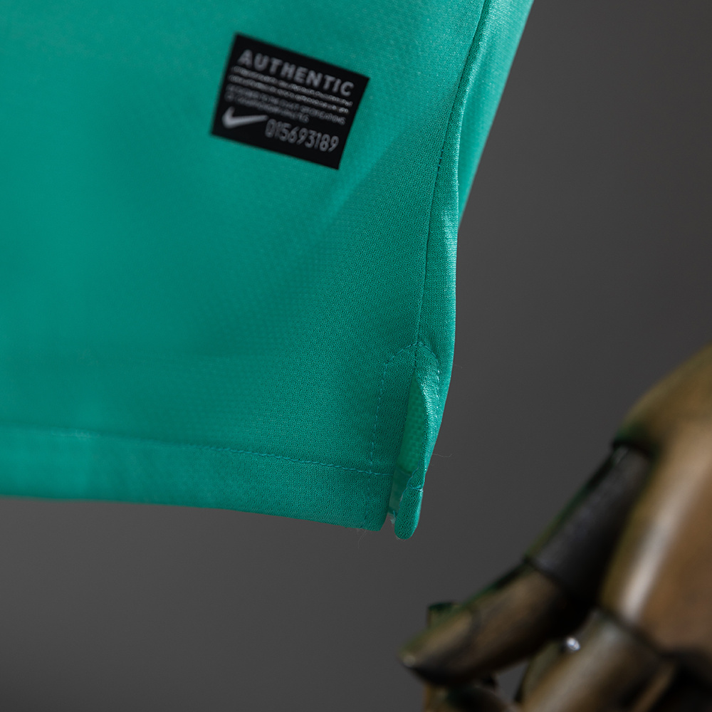 Barcelona 2010/11 Away Retro Jersey – Vintage Replica Football Soccer Shirt – S–XXL