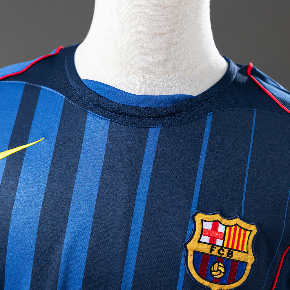 Barcelona 2004/05 Away Retro Jersey – Vintage Replica Football Soccer Shirt – S–XXL