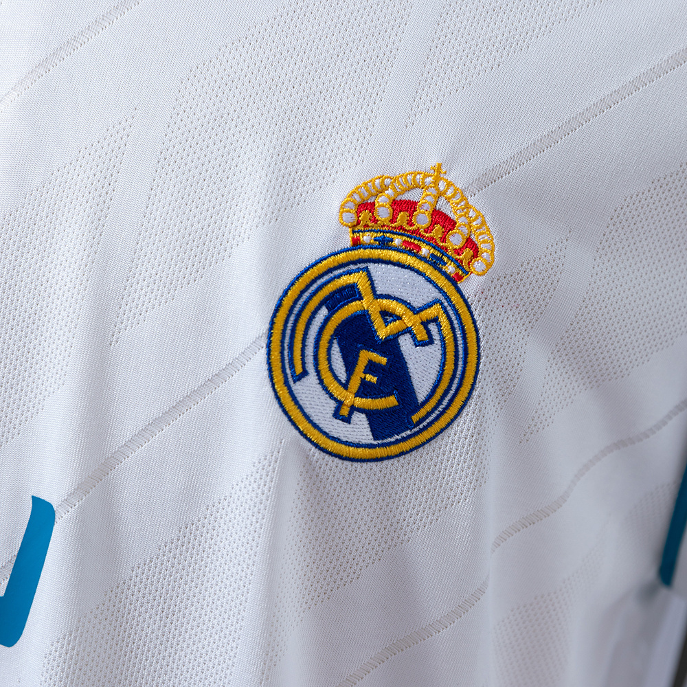 Real Madrid 2017/18 Home Long Sleeve Retro Jersey – Vintage Replica Football Soccer Shirt – S–XXL