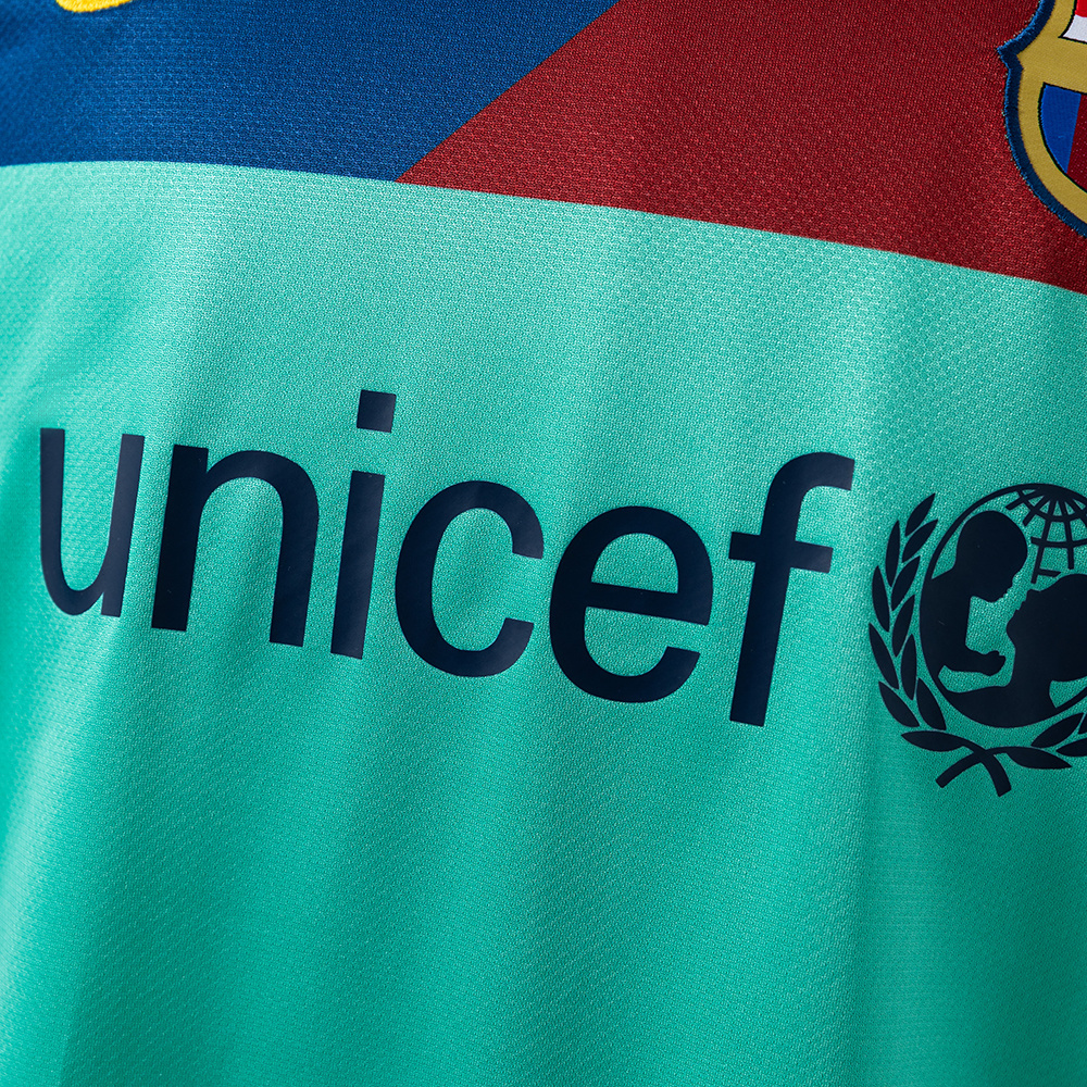 Barcelona 2010/11 Away Retro Jersey – Vintage Replica Football Soccer Shirt – S–XXL