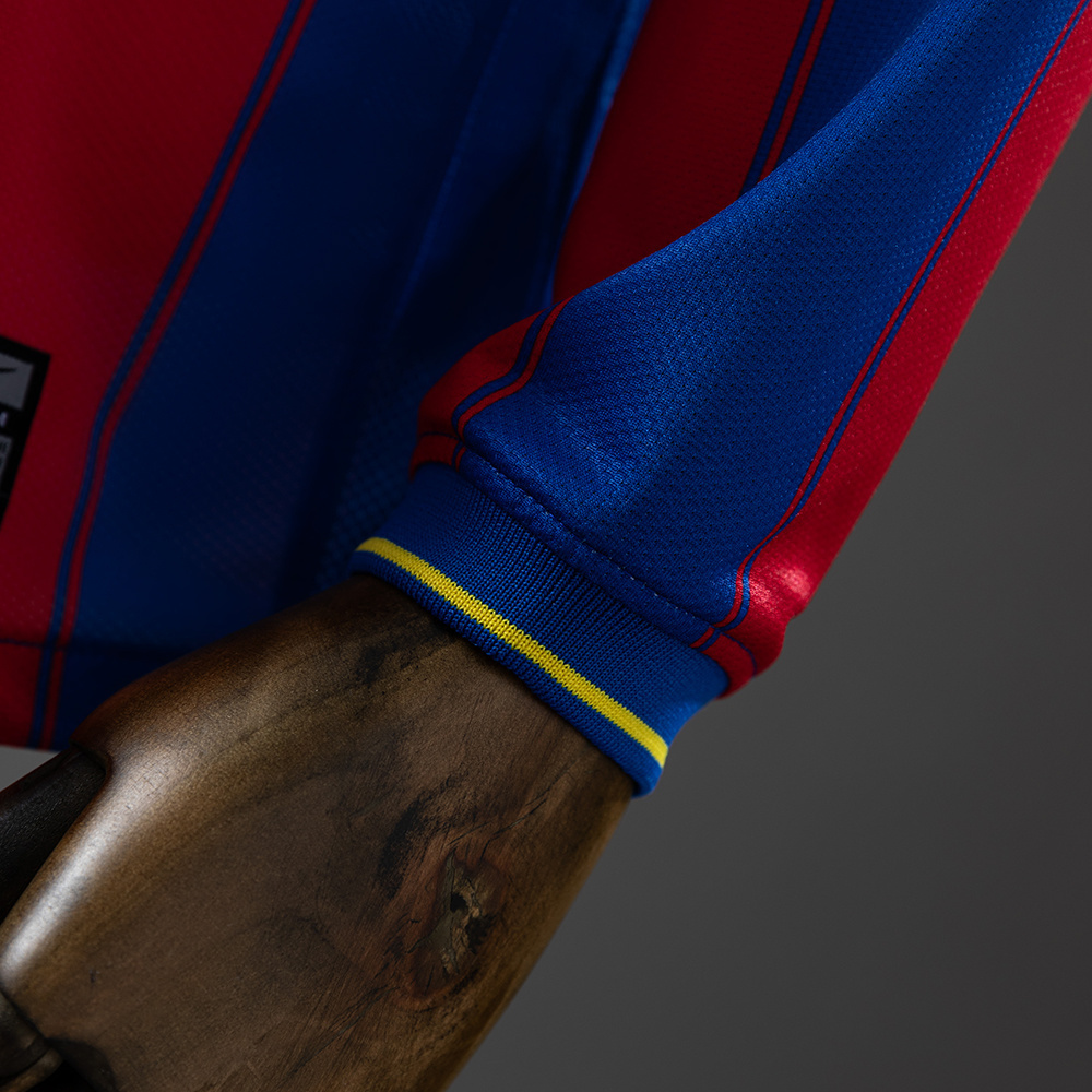 Barcelona 2009/10 Home Long Sleeve Retro Jersey – Vintage Replica Football Soccer Shirt – Size S–XXL