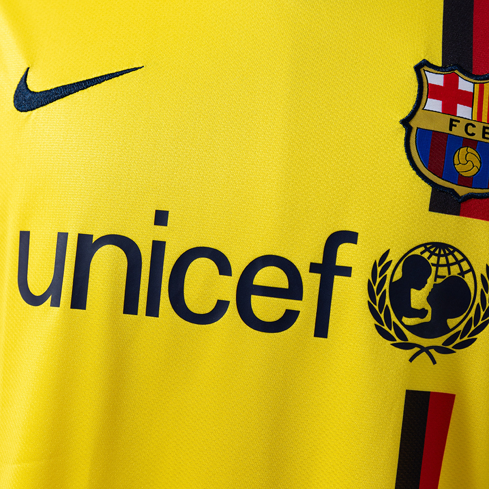 Barcelona 2008/09 Away Retro Jersey – Vintage Replica Football Soccer Shirt – Size S–XXL