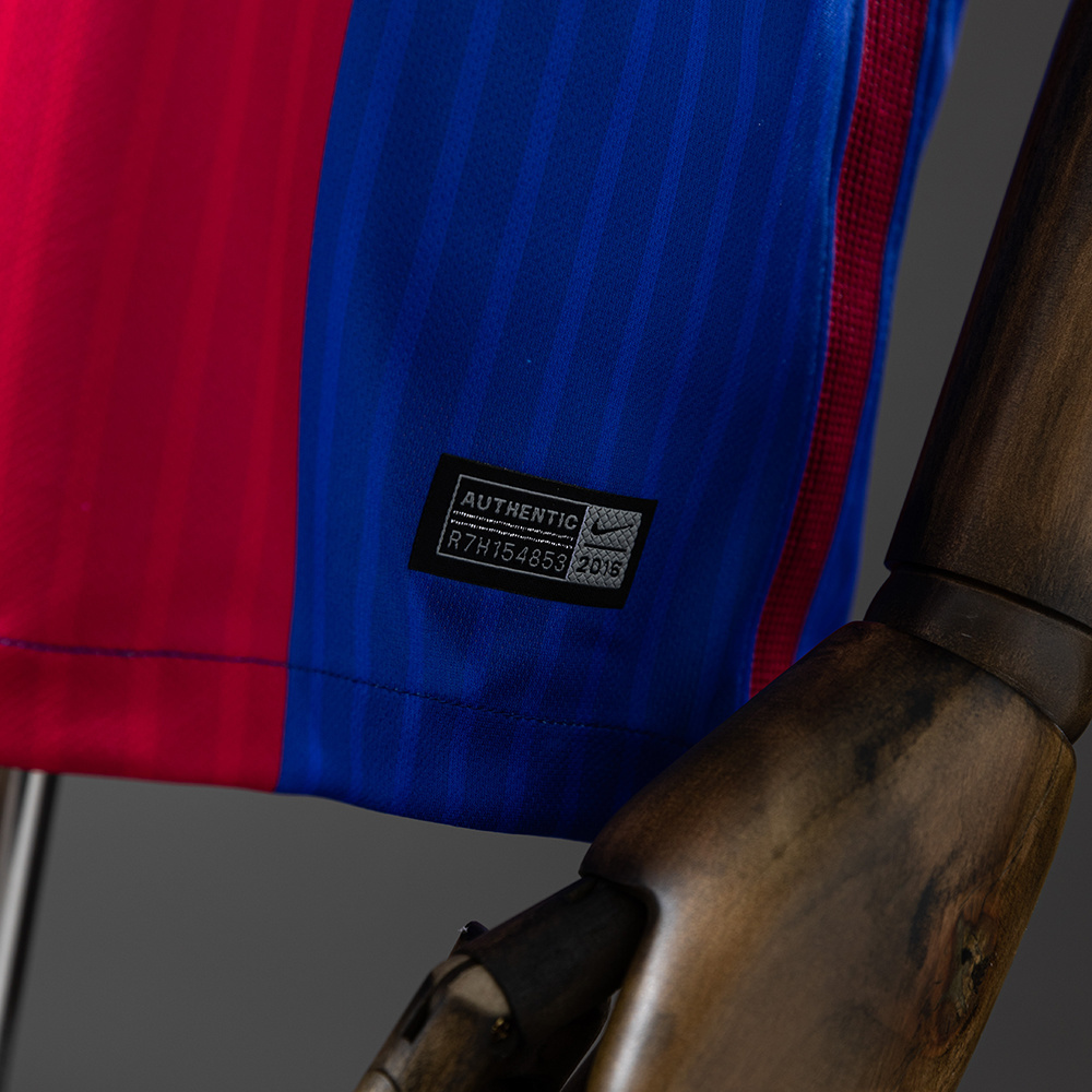 Barcelona 2016/17 Home Retro Jersey – Vintage Replica Football Soccer Shirt – Size S–XXL