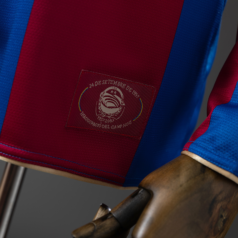 Barcelona 2007/08 Home Long Sleeve Retro Jersey – Vintage Replica Football Soccer Shirt – Size S–XXL