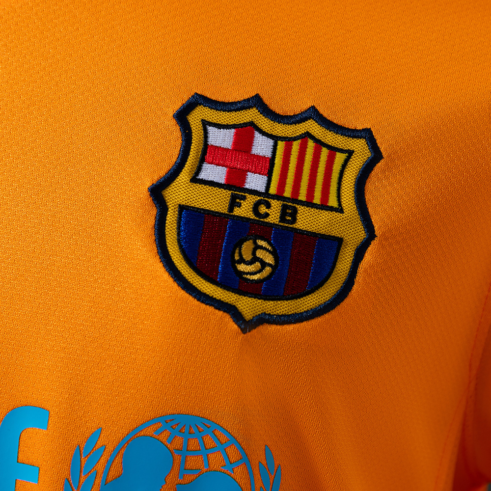 Barcelona 2006/07 Away Retro Jersey – Vintage Replica Football Soccer Shirt – Size S–XXL